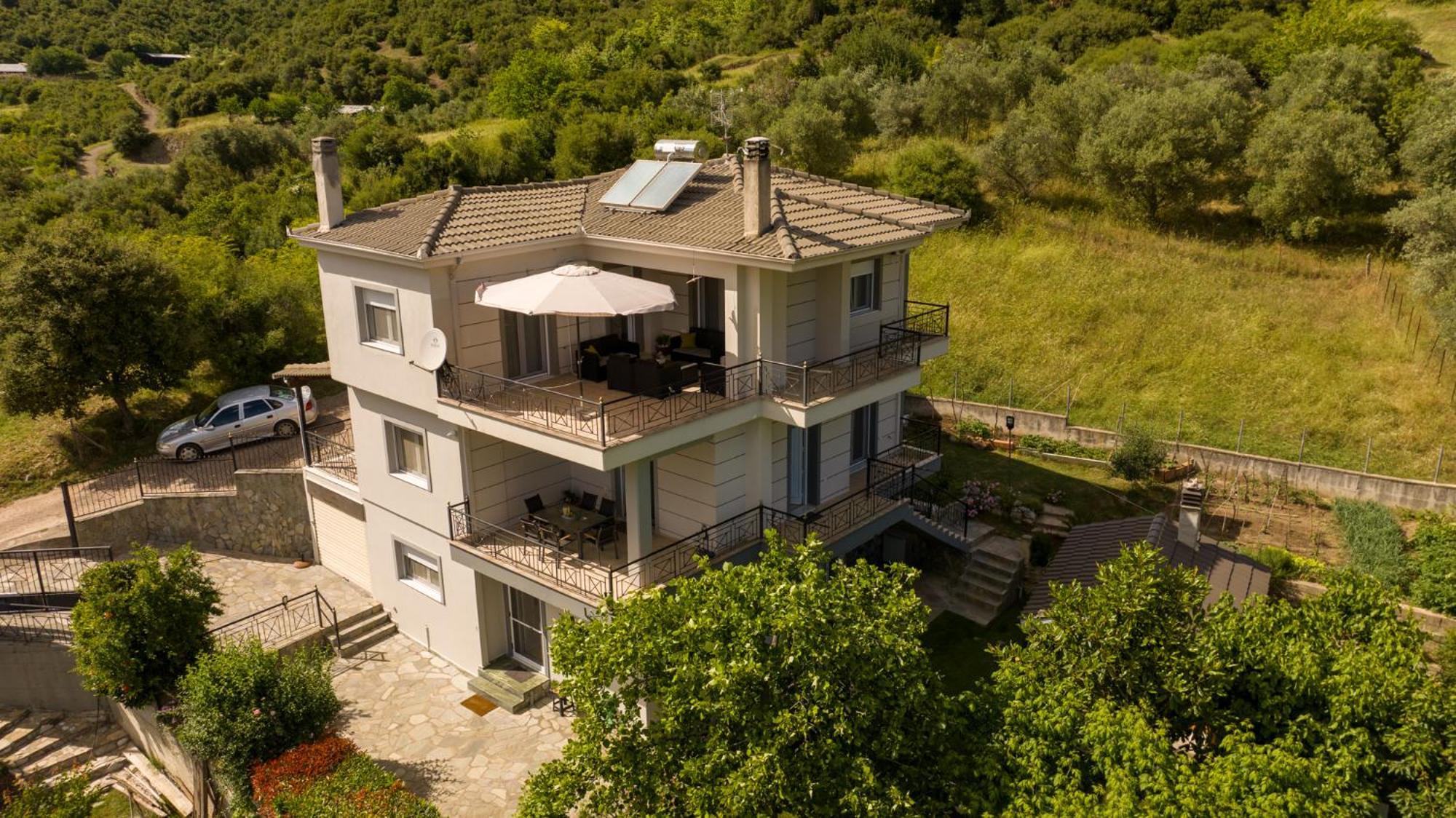 Lago Village House Калампака Екстериор снимка